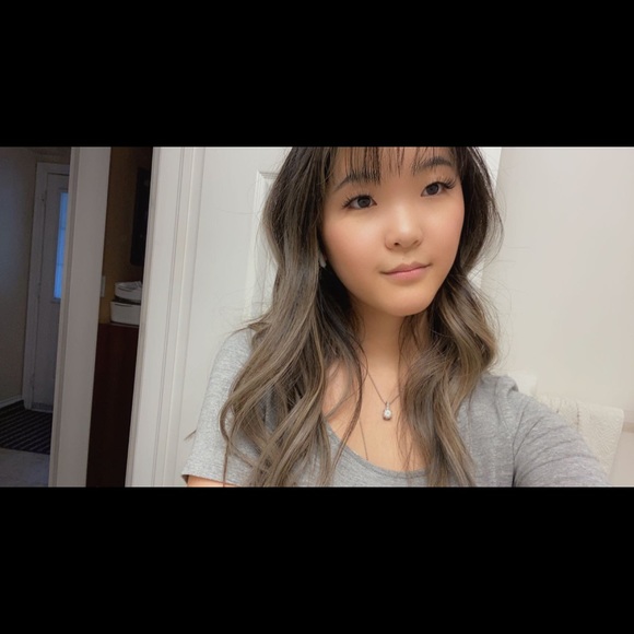 Welcome To My Closet! - Picture 2 of 2